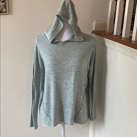 American Eagle Outfitters Sweaters - Light Teal and White American Eagle Pullover